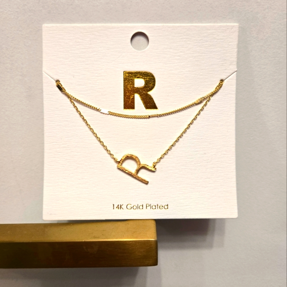 Francesca's Gold Plated Initial 'R' Necklace